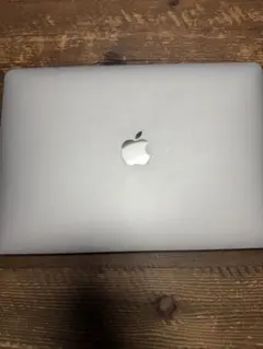 MacBook Pro 13インチ 8GB 512GB (2016年)のサムネイル