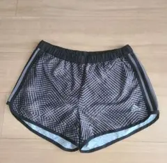adidas ランニングショートパンツ