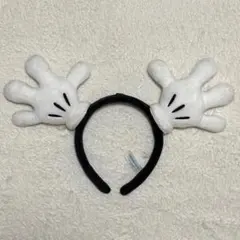 ミッキーハンド カチューシャ ディズニーランド シー パーク コーデ