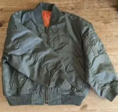 ユニクロ　オリーブグリーン MA-1ジャケット　110