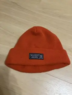 adidas アディダス オレンジ ニット帽