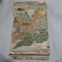 袋帯 金色の屋根と緑の葉