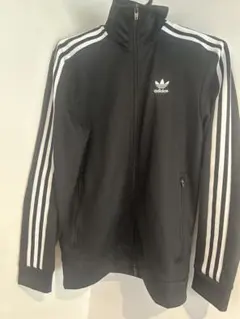 adidasトラックジャケット
