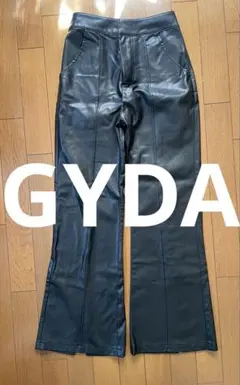 GYDA ブラック レザー風パンツ S