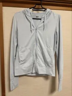 【美品】　ユニクロ　UNIQLO ライトブルー パーカー M エアリズム
