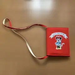UNIQLO ミニーちゃんBOOK型ショルダーバッグ⭐️赤のサムネイル