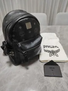 MCM リュック バックパック ブラック スタッズ付き モノグラムのサムネイル