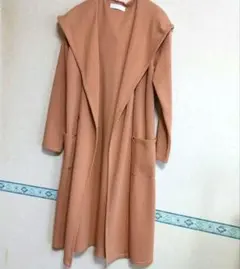 セシルマクビー　フード付きオレンジニットロングコート