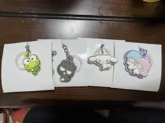 サンリオキャラクターズ ダブルチャームグミ けろっぴ バツ丸 シナモン キキララ