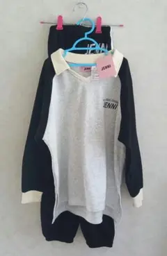 新品 JENNI トレーナー グレー ブラック裏起毛　size140