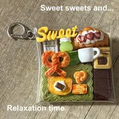 ③ガチャ詰めポーチ グリーン系 カフェ風 パン屋 スイーツ