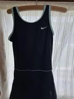 Nike スポーツ用水着 黒/ミント サイズ150