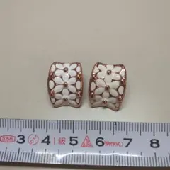 【最終値下げ】花模様 イヤリング ローズゴールド