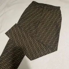 2025年最新】Fendi レディース カジュアルパンツの人気アイテム - メルカリ