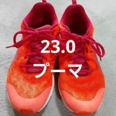 Puma オレンジ ピンク ランニングシューズ