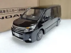 トヨタ ノア Si 80前期型 カラーサンプルミニカー 非売品 9AF Amazon | ミニカー 3代目 ノア 80 ハイブリッドSi ダブルバイビー W×B