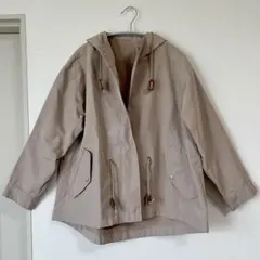 【美品】ベージュ マウンテンパーカー フード付き