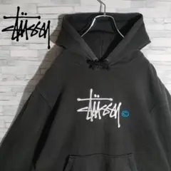 【即完売 大人気】ステューシー☆パーカー 刺繍センタービッグロゴ 定番カラー 黒