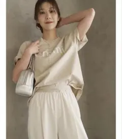 ベーシックemmiロゴTシャツ　ベージュのサムネイル
