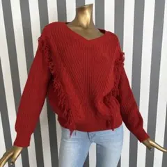GU フリンジ付き赤ニットセーター Vネック 長袖