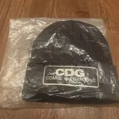 COMME des GARÇONS ブラックニット帽 CDGロゴ刺繍 - メルカリ