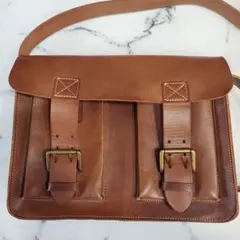 レザーショルダーバッグ ブラウン 中型