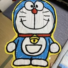 ドラえもん ダイカットフリース サイズ縦140x横100cm