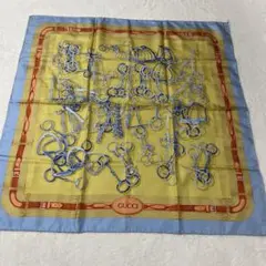 美品　大判GUCCI スカーフ 馬具デザイン GUCCI グッチ シルク100％ ホース 馬 馬具 スカーフ ブラウン系