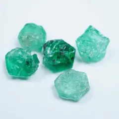 エメラルド ビーズ・アクセサリー