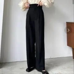 【Louere】薄手 ハイウエスト タックパンツ ブラック M 新品・未使用