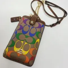レ*ク様 COACH コーチ スマホショルダー レインボー シグネチャー フォン