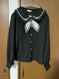 新品タグ付き⭐︎リボンタイ付ローズ刺繍ＢＬ