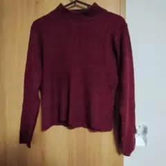 バーガンディ タートルネックニット Mサイズ