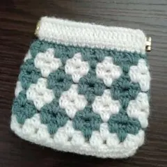 バネ口ポーチ 編み物 ハンドメイド