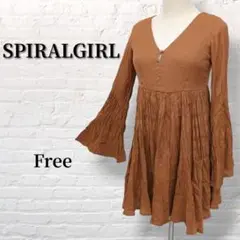 【SPIRALGIRL】新品・未着用　Vネック　プリーツチュニック　美品　928のサムネイル