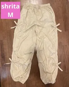shrita カーゴリボンパンツ