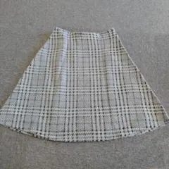 any  sis フレアスカート