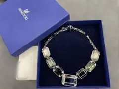 Swarovski スワロフスキー エレガント ネックレス