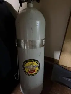 GWsale☆美品☆汎用8Lバイクタンク - メルカリ