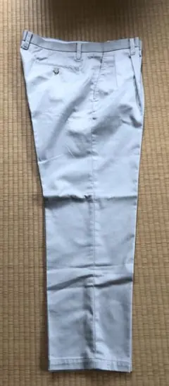 ツータック スラックス