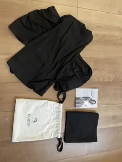 Konny 抱っこ紐 ブラック　XS