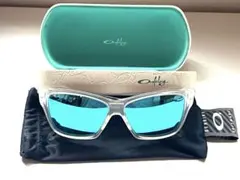 OAKLEY Hold On サングラス クリア ブルーミラー レディースのサムネイル