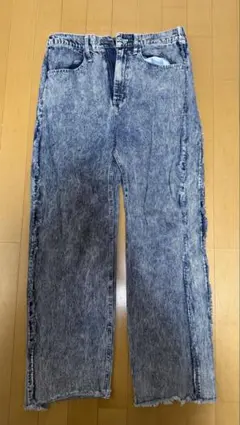 フリンジ仕上げ ストレートデニムライトブルー