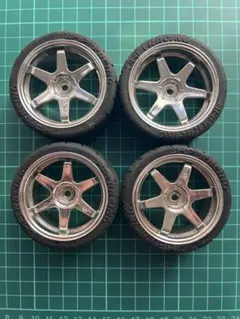 HPI Racing ホイール ゴム製タイヤ 4本セット　ドリフトにいかが？のサムネイル