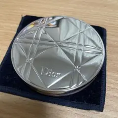 Dior ディオールスキンミネラルヌードグロウパウダー02コーラルフレーム