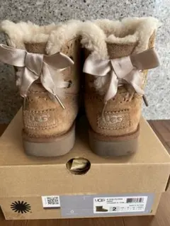 UGG ブラウン スエード ムートンブーツ リボン付き　キッズ　21.0㎝
