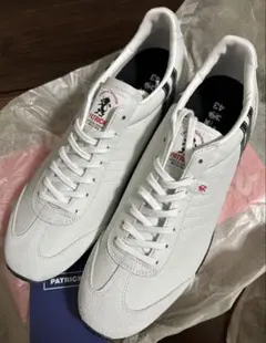 週末限定価格 新品 未使用 パトリック スニーカー アイリス P.WHT 43