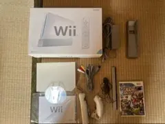 【送料無料・動作確認済】今すぐ遊べる　wiiシロセット　ソフト・スマブラＸ付き