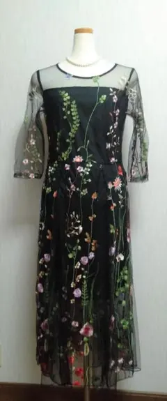 【再度値下げ】花柄ドレス　パーティドレス　刺繡ワンピース