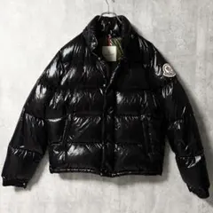 2025年最新】MONCLER ダウンジャケットの人気アイテム - メルカリ